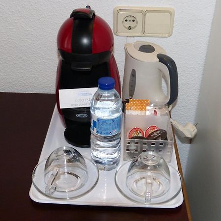 ホテル ホスタル ナヴァーラ パンプローナ エクステリア 写真